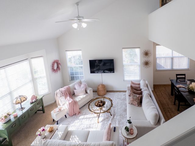 337 Village Drive, Dinuba, CA 93618