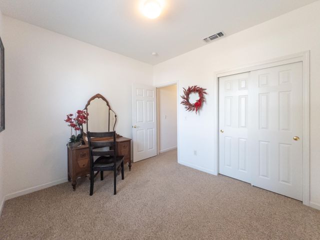 337 Village Drive, Dinuba, CA 93618