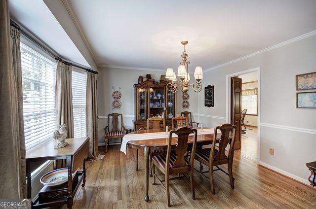 2747 Pinestream Drive NE, Marietta, GA 30068