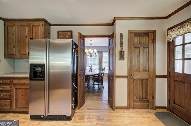 2747 Pinestream Drive NE, Marietta, GA 30068