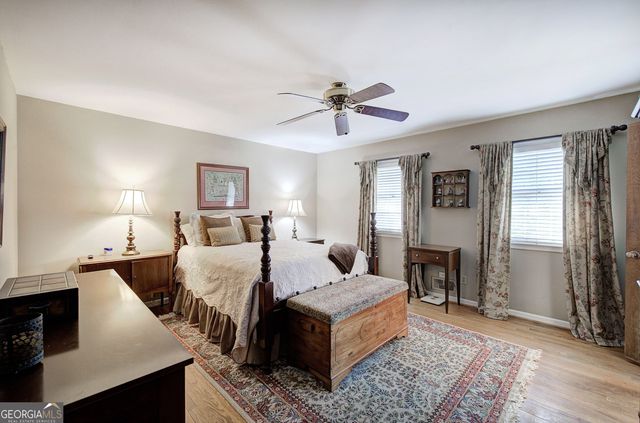 2747 Pinestream Drive NE, Marietta, GA 30068