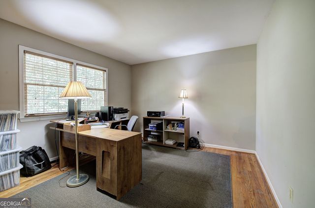 2747 Pinestream Drive NE, Marietta, GA 30068