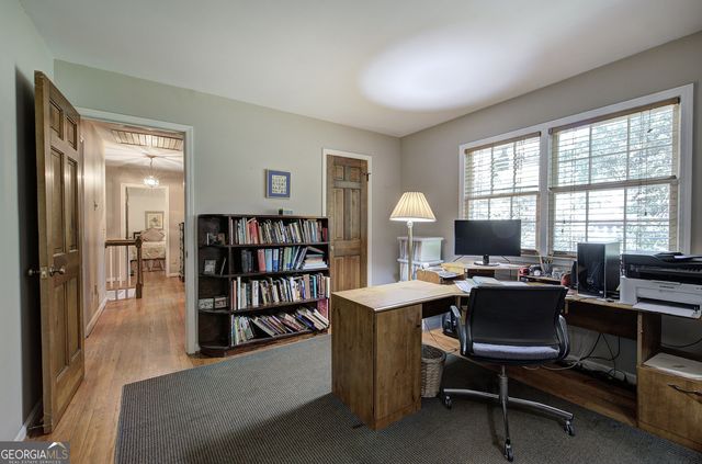 2747 Pinestream Drive NE, Marietta, GA 30068