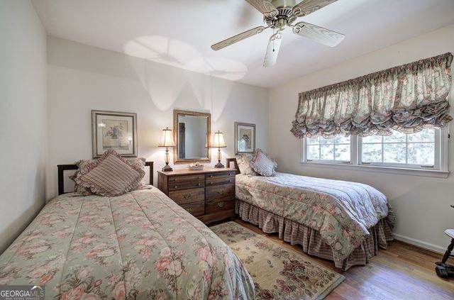 2747 Pinestream Drive NE, Marietta, GA 30068
