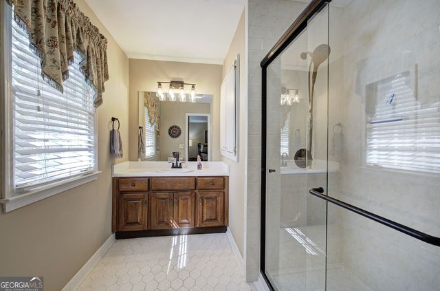 2747 Pinestream Drive NE, Marietta, GA 30068