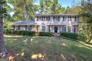 2747 Pinestream Drive NE, Marietta, GA 30068