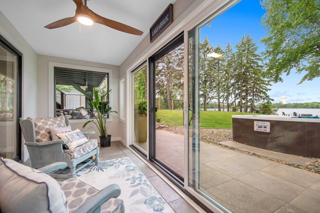 2311 Swan Drive, Mendota Heights, MN 55120