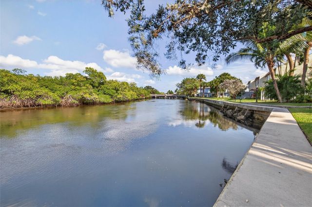 1921 NE 15th Avenue, Fort Lauderdale, FL 33305