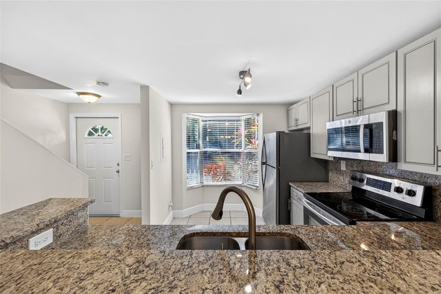 1921 NE 15th Avenue, Fort Lauderdale, FL 33305