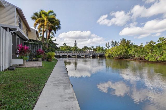 1921 NE 15th Avenue, Fort Lauderdale, FL 33305