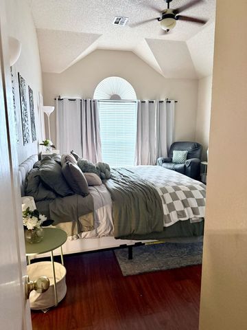 3234 Creek Meadow Lane, Garland, TX 75040