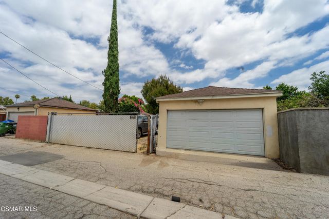 7435 Corbin Avenue, Winnetka, CA 91306