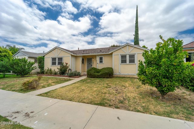 7435 Corbin Avenue, Winnetka, CA 91306