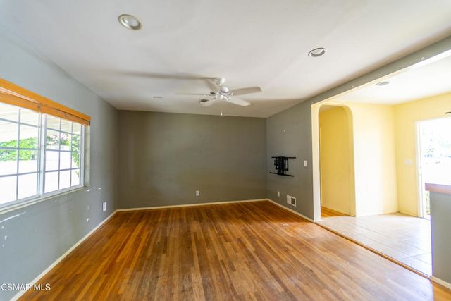 7435 Corbin Avenue, Winnetka, CA 91306