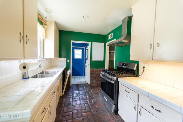 7435 Corbin Avenue, Winnetka, CA 91306
