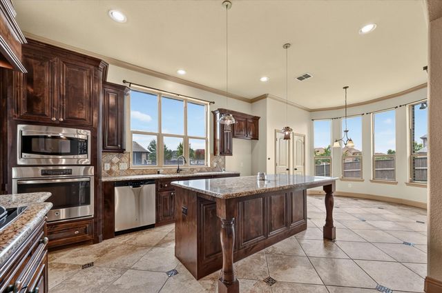 775 Deverson Drive, Rockwall, TX 75087