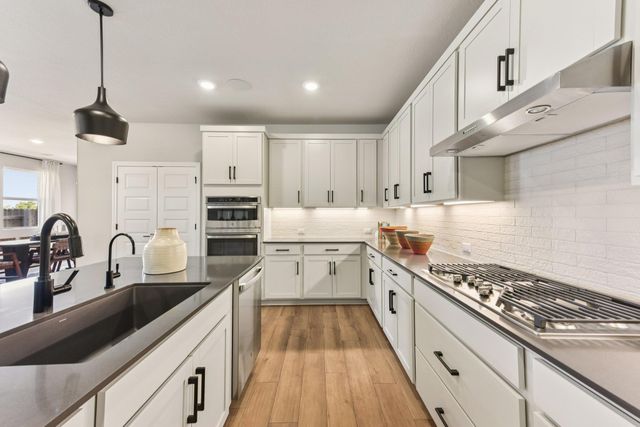 309 Possumhaw LN, San Marcos, TX 78666