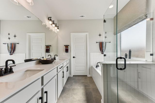 309 Possumhaw LN, San Marcos, TX 78666