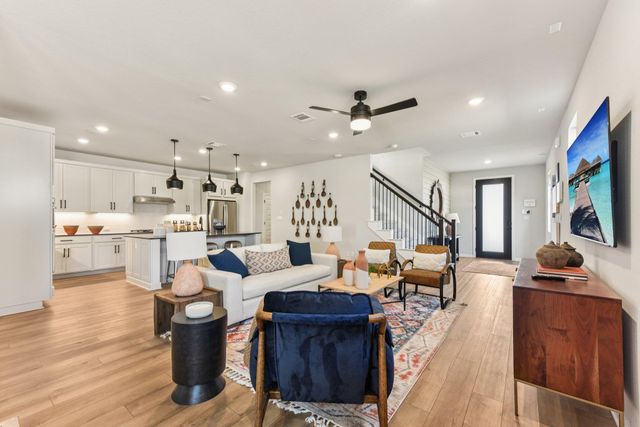 309 Possumhaw LN, San Marcos, TX 78666