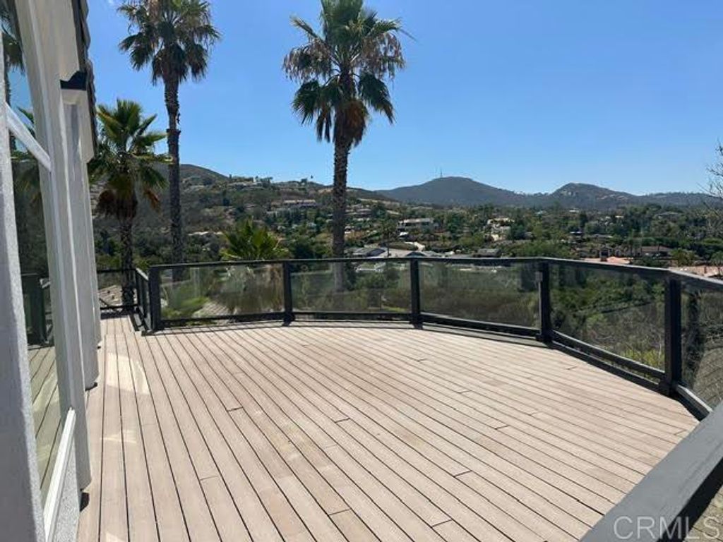 1522 Maxwell Lane, Vista, CA 92084 — photo 2