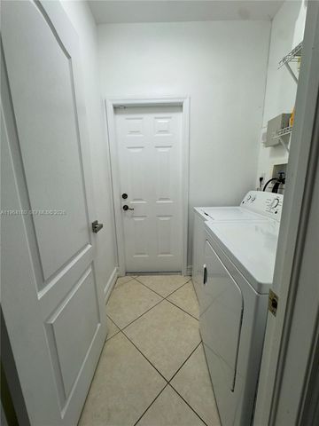 11177 NW 79th Ln, Doral, FL 33178