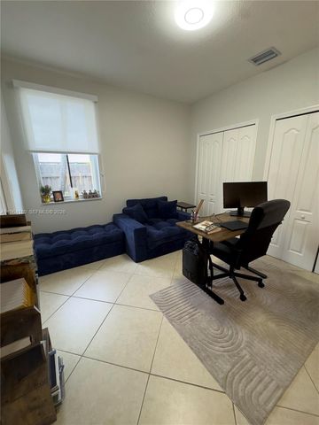 11177 NW 79th Ln, Doral, FL 33178