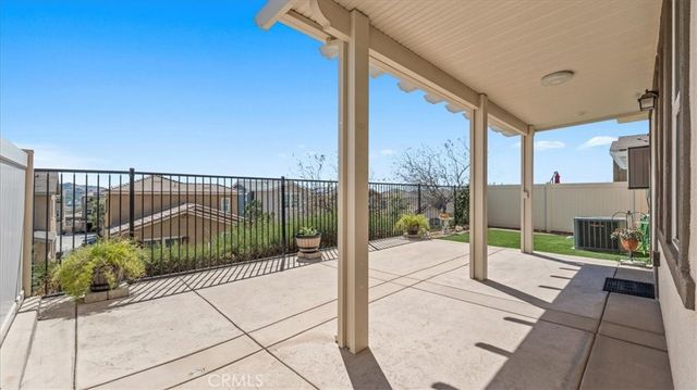 7340 Garnet Ridge, Jurupa Valley, CA 92509