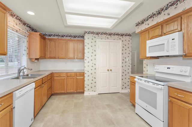 2419 Carriage Ridge Lane, Conroe, TX 77384