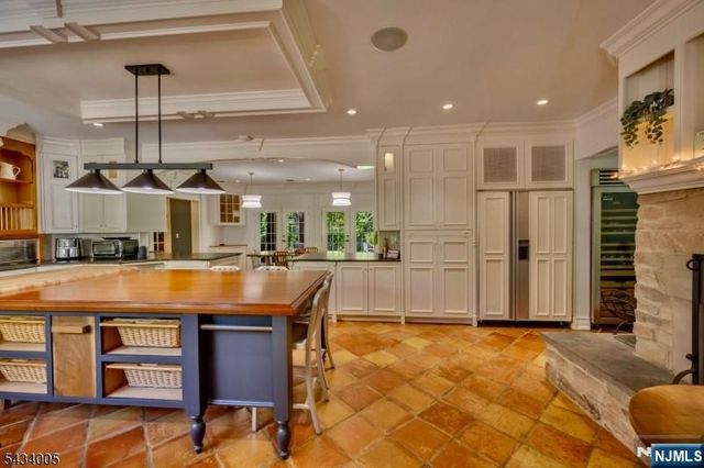 3 Laurel Lane, Chester Township, NJ 07930