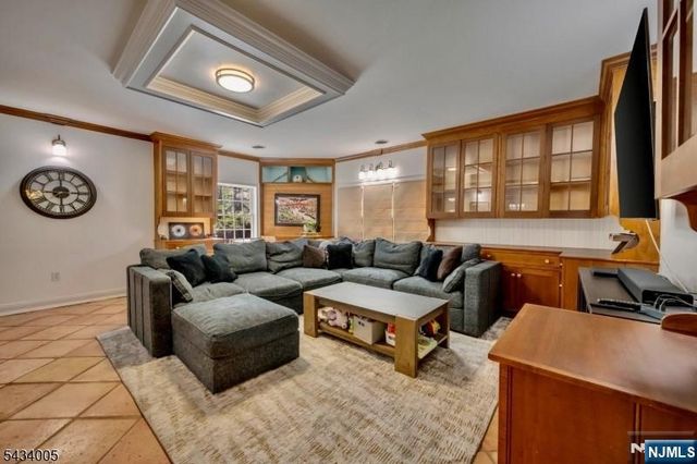 3 Laurel Lane, Chester Township, NJ 07930