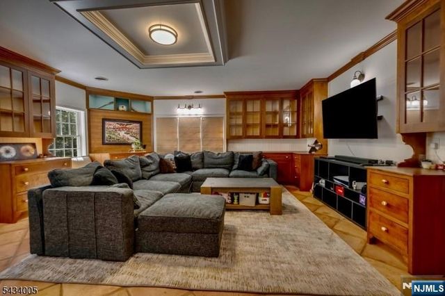 3 Laurel Lane, Chester Township, NJ 07930