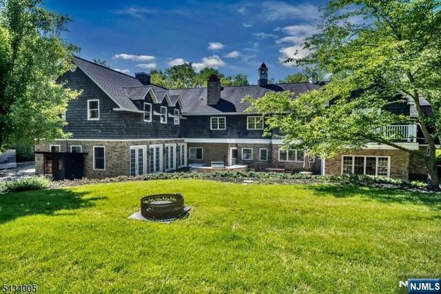 3 Laurel Lane, Chester Township, NJ 07930