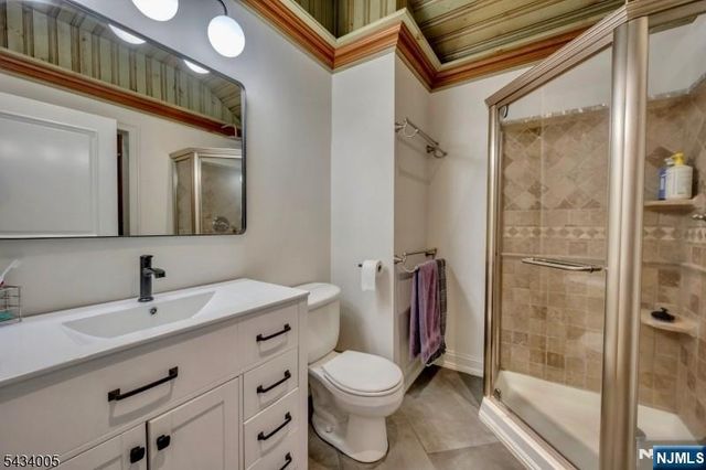 3 Laurel Lane, Chester Township, NJ 07930
