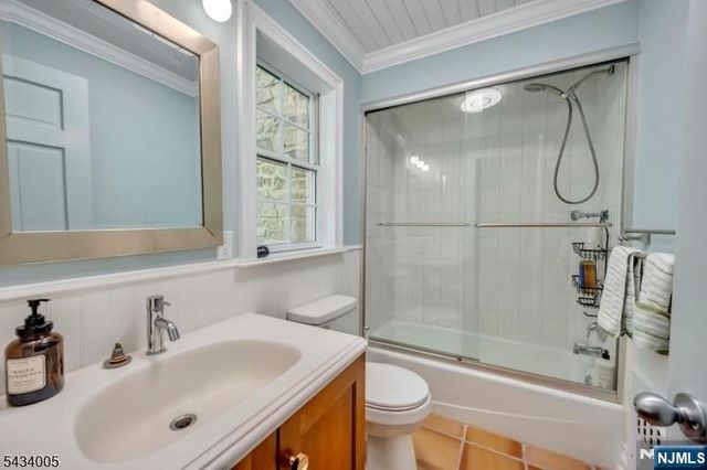 3 Laurel Lane, Chester Township, NJ 07930