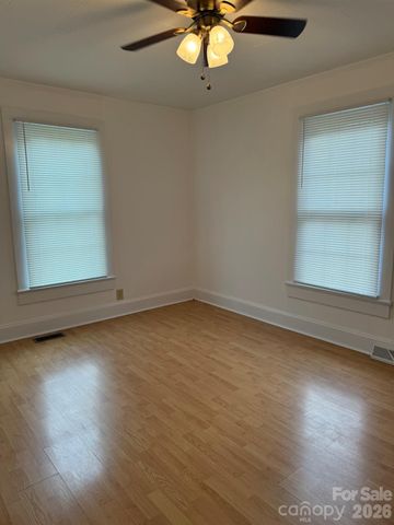 108 Fletcher Street, Morganton, NC 28655