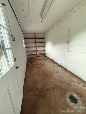 108 Fletcher Street, Morganton, NC 28655