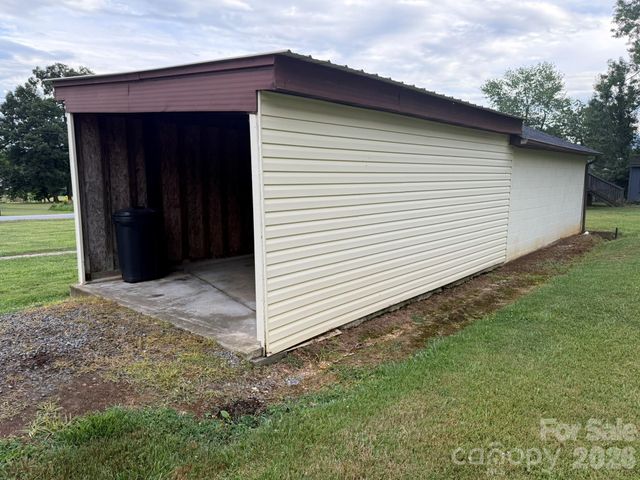 108 Fletcher Street, Morganton, NC 28655