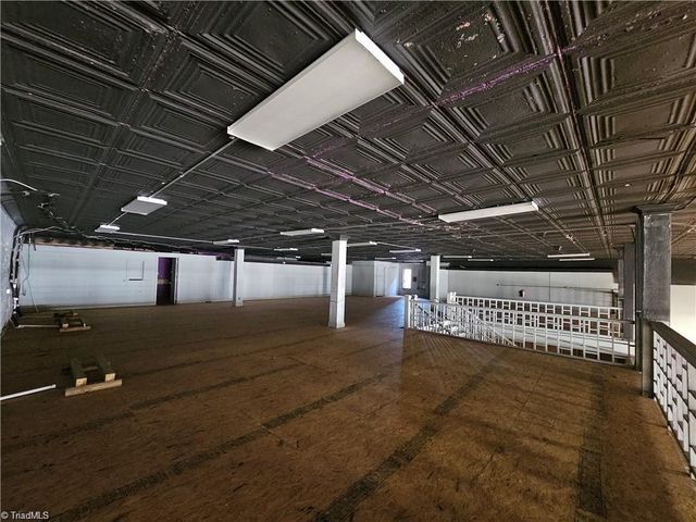 227 S Scales Street, Reidsville, NC 27320