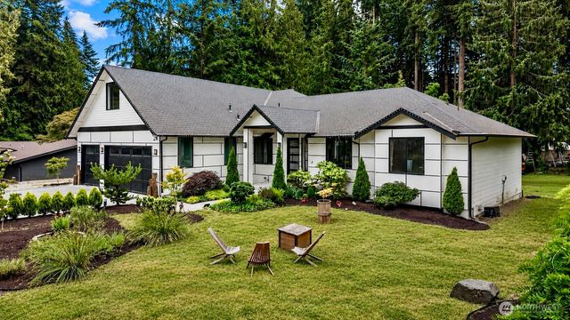 13529 Cascadian Way, Everett, WA 98208
