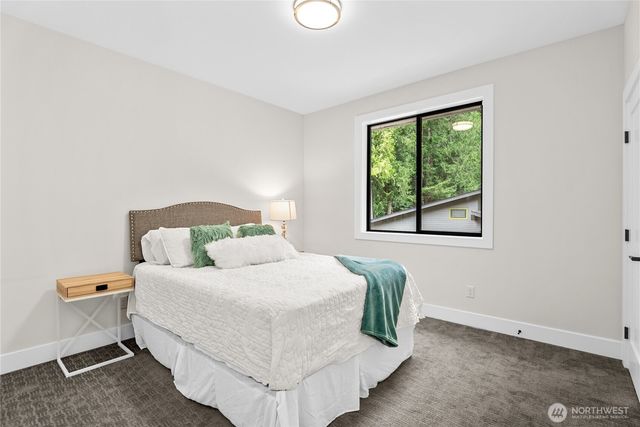 13529 Cascadian Way, Everett, WA 98208