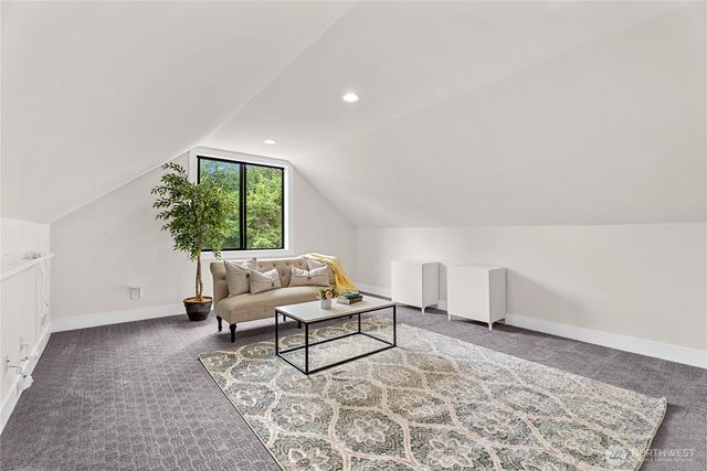 13529 Cascadian Way, Everett, WA 98208