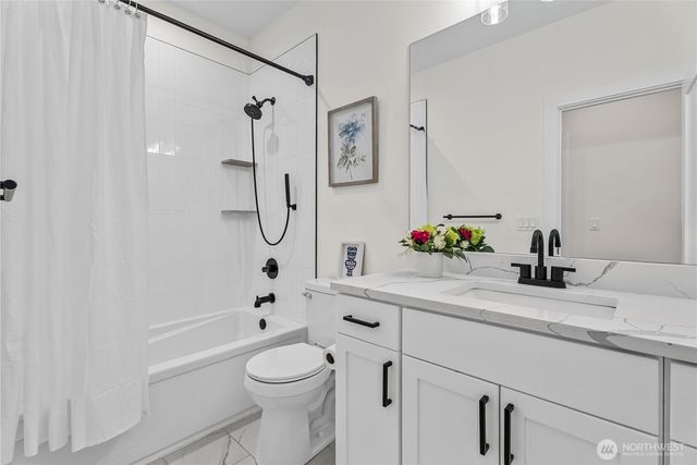 13529 Cascadian Way, Everett, WA 98208