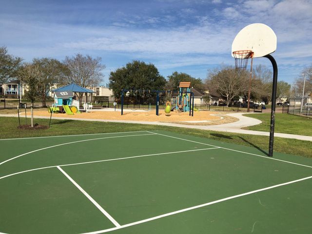 320 Anchor Way, League City, TX 77573