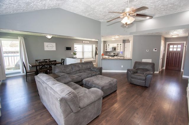 320 Anchor Way, League City, TX 77573