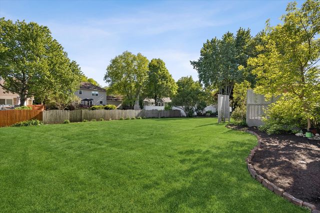 1524 Oswego Road, Naperville, IL 60540