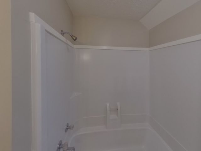 1918 Cross Creek Dr, Murfreesboro, TN 37127