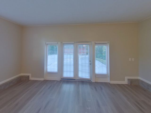 1918 Cross Creek Dr, Murfreesboro, TN 37127