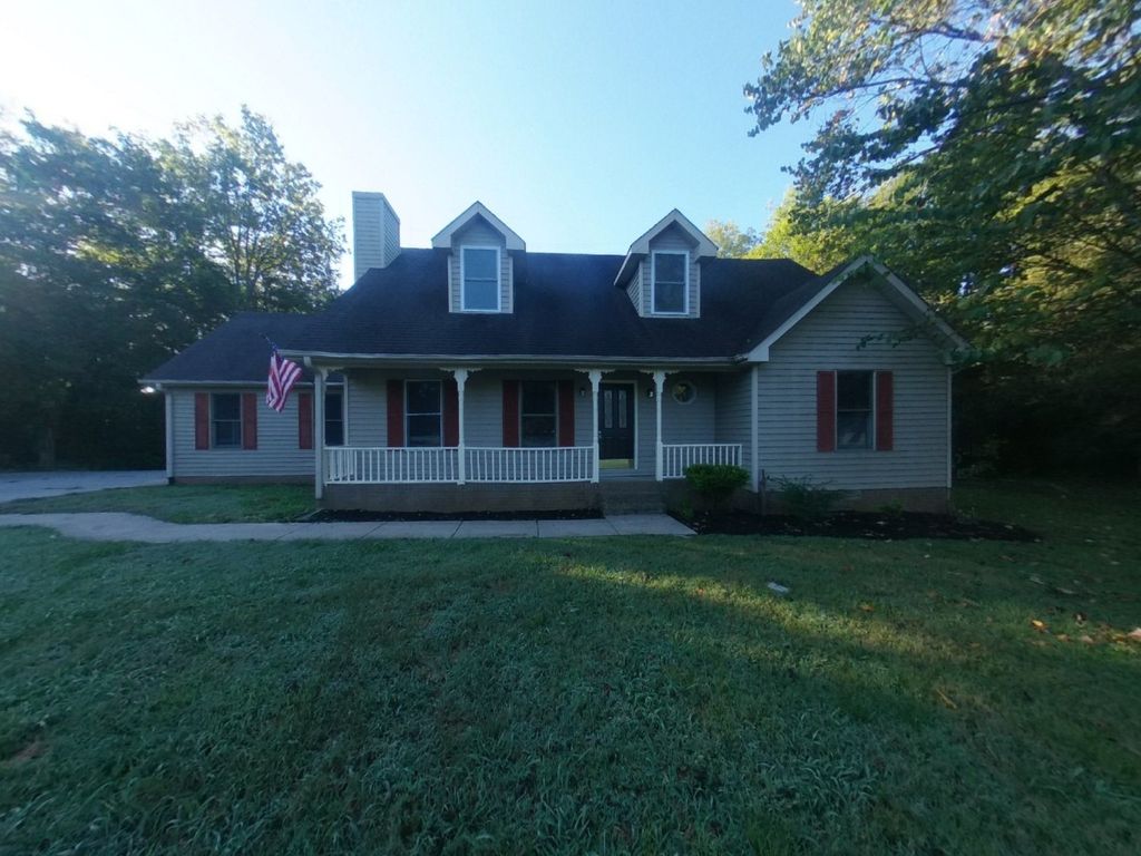 1918 Cross Creek Dr, Murfreesboro, TN 37127