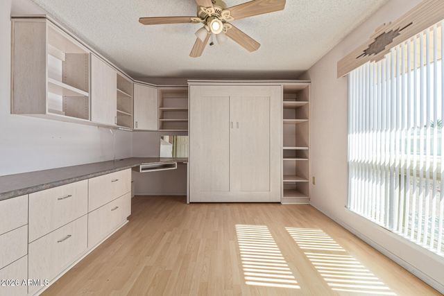 10940 W WHITE MOUNTAIN Road, Sun City, AZ 85351