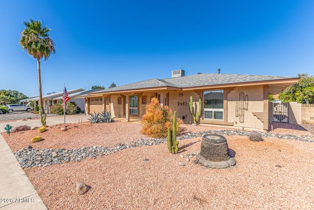10940 W WHITE MOUNTAIN Road, Sun City, AZ 85351